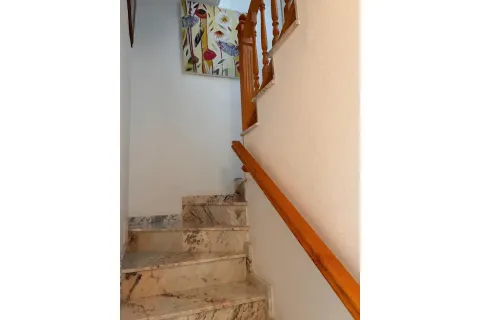 Casa de 80 m² en Orihuela