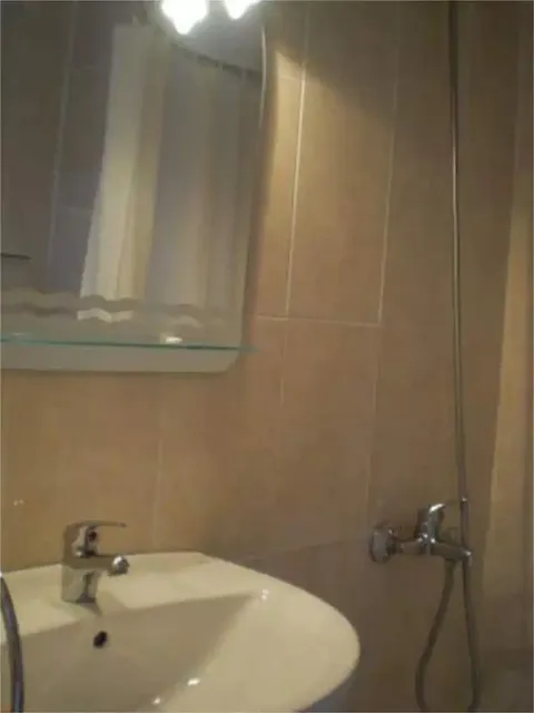 Habitació de lloguer, Peralta i Calassanç