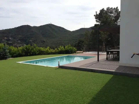 Casa 285 m² a Corbera de Llobregat