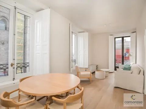 Pis de 92 m² a Àvila