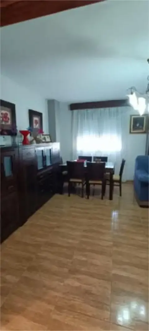 Pis de 100 m² a Adra