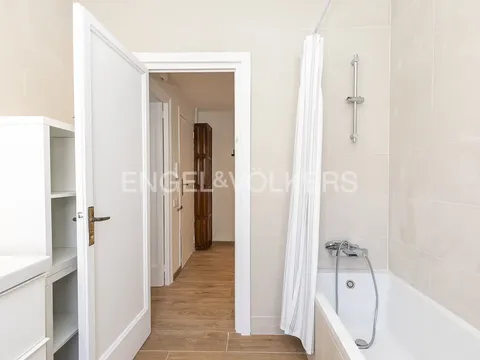 Wohnung 146 m² in Barcelona