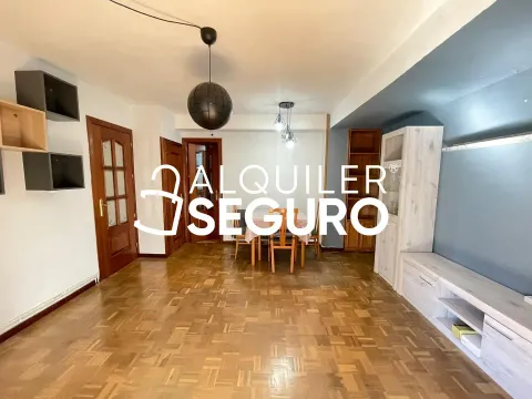 Wohnung 75 m² in Madrid