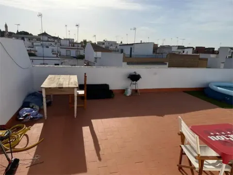Pis de 50 m² a Sanlúcar la Mayor