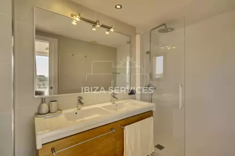 Haus 250 m² in Santa Eulària des Riu