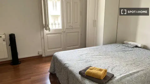 Room for rent, Barcelona