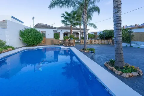 Casa de 160 m² a Alhaurín el Grande