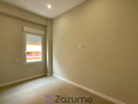 Pis de 77 m² a València