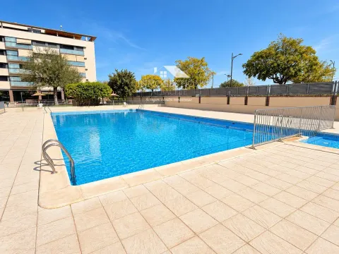 Flat 101 m² in Albacete