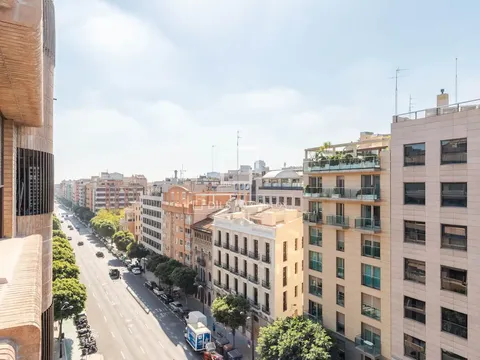 Pis de 206 m² a València