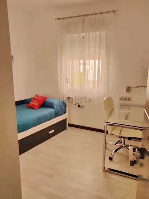 Квартира 90 м² у Cáceres