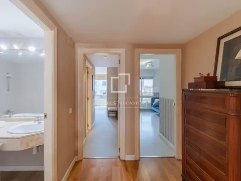 Pis de 206 m² a València