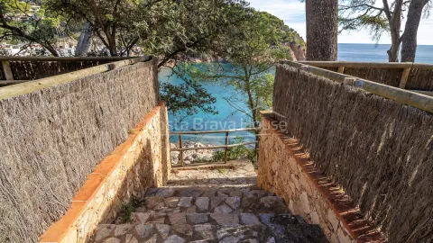 Будинок 606 м² у Palafrugell