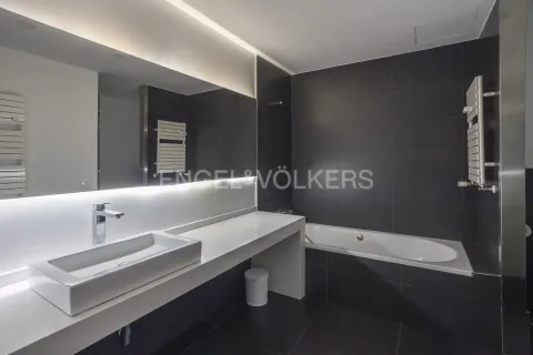 Appartamento 186 m² a Madrid