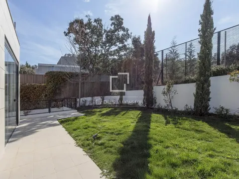 Casa de 350 m² a Alcobendas