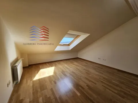 Pis de 147 m² a Ourense