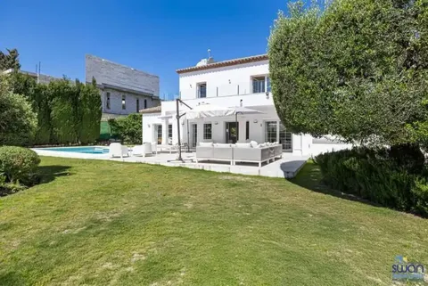 Casa de 412 m² a Estepona