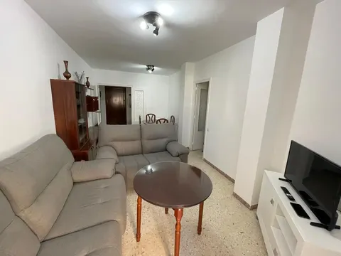 Piso de 80 m² en Cádiz