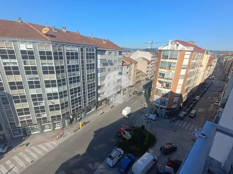 Pis de 110 m² a Ourense