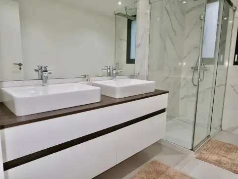 Piso de 120 m² en Estepona