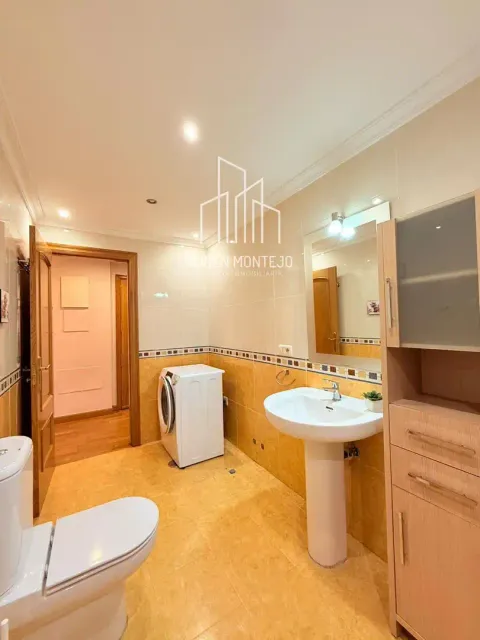 Piso de 140 m² en Castellanos de Moriscos