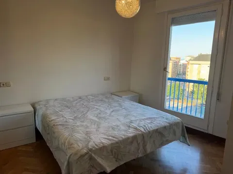 Pis de 45 m² a Oviedo