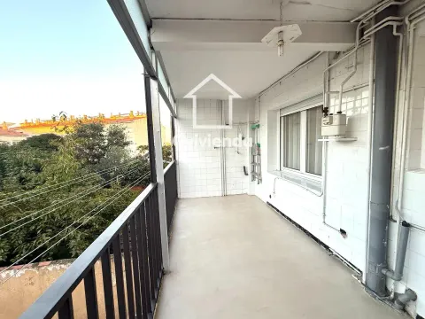 Pis de 101 m² a Terrassa