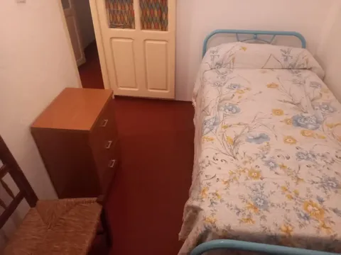 House 182 m² in El Burgo