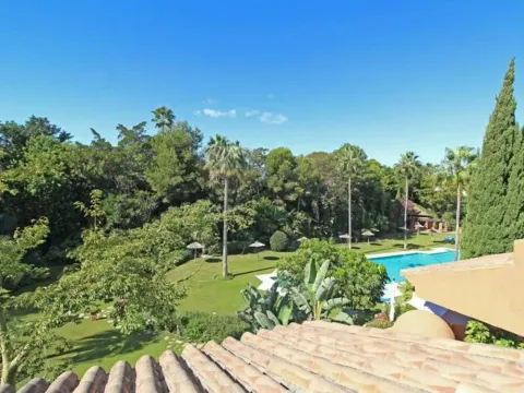 Appartamento 393 m² a Estepona