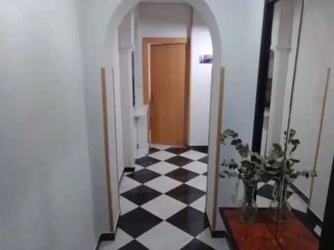 Flat 48 m² in Jaén