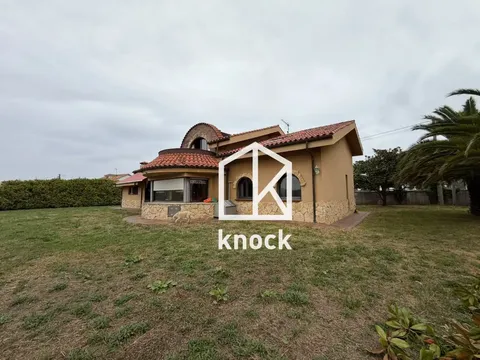 Casa 217 m² a Villaviciosa