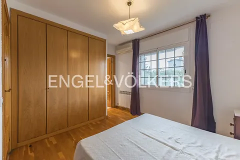 Haus 150 m² in Castelldefels