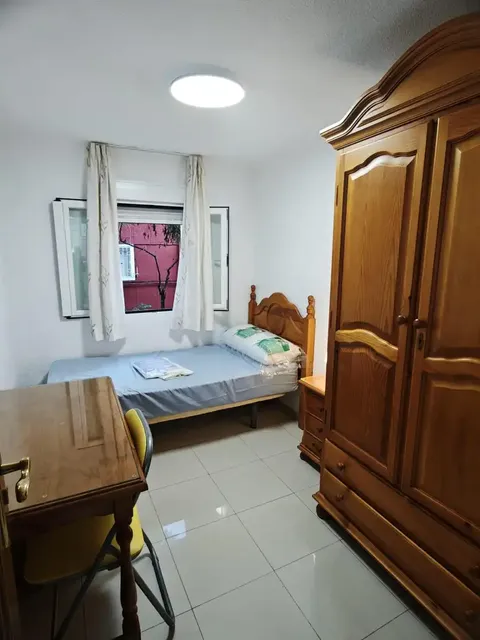 Wohnung 80 m² in Granada