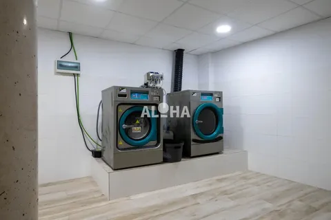 Flat 1597 m² in Alfara del Patriarca
