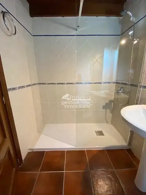 Комната в аренду, Сеговия