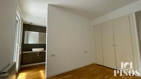 Pis de 121 m² a Sant Cugat del Vallès