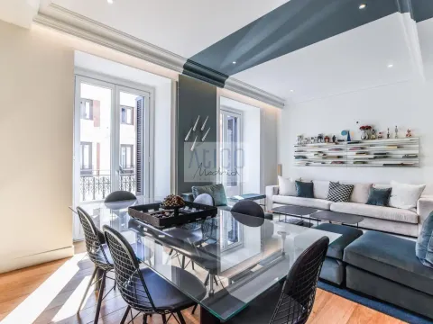 Wohnung 220 m² in Madrid