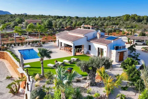 Haus 375 m² in Llíber