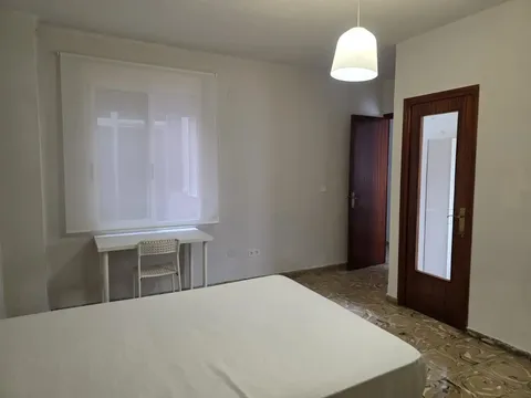 Habitació de lloguer, Gandia