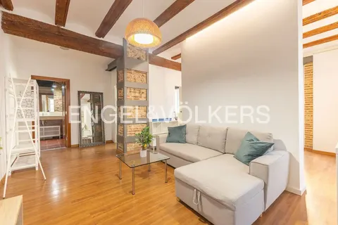 Wohnung 75 m² in Valencia