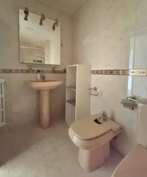 Room for rent, Madrid