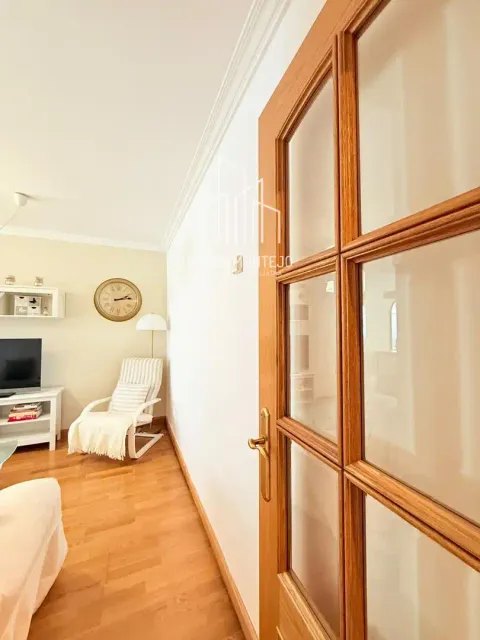 Piso de 140 m² en Castellanos de Moriscos