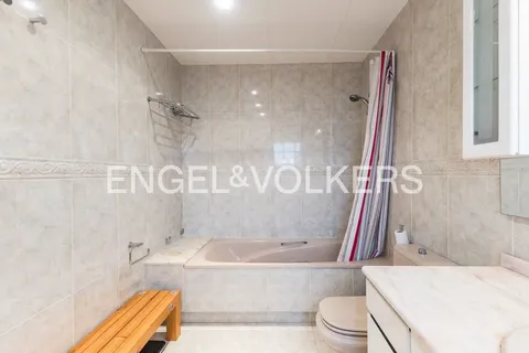 Haus 150 m² in Castelldefels