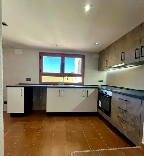 Appartamento 331 m² a les Oluges