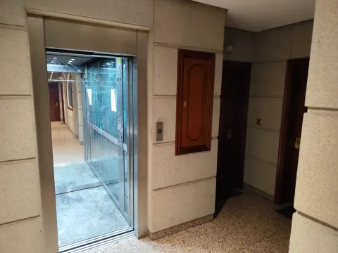 Pis de 82 m² a Ourense