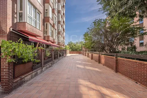 Wohnung 94 m² in Madrid