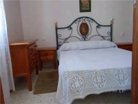 Flat 30 m² in El Puerto de Santa María (2/4)