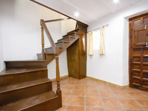 House 71 m² in Guaro (4/24)