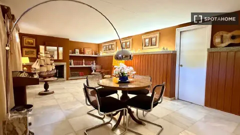 Pis de 680 m² a Valdemorillo