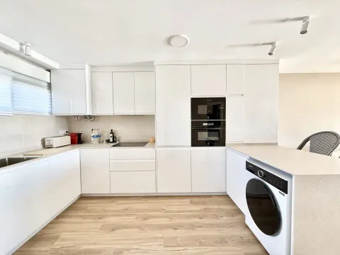 Flat 66 m² in Alacant / Alicante